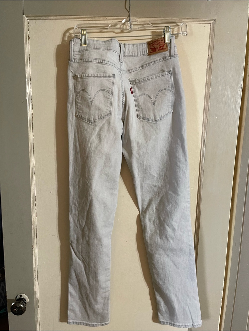 Levi's Washed Light Blue Mid Rise Skinny size 28